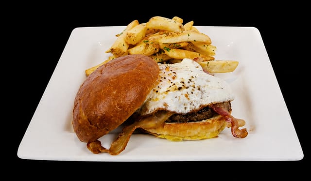 Cattleman Burger.